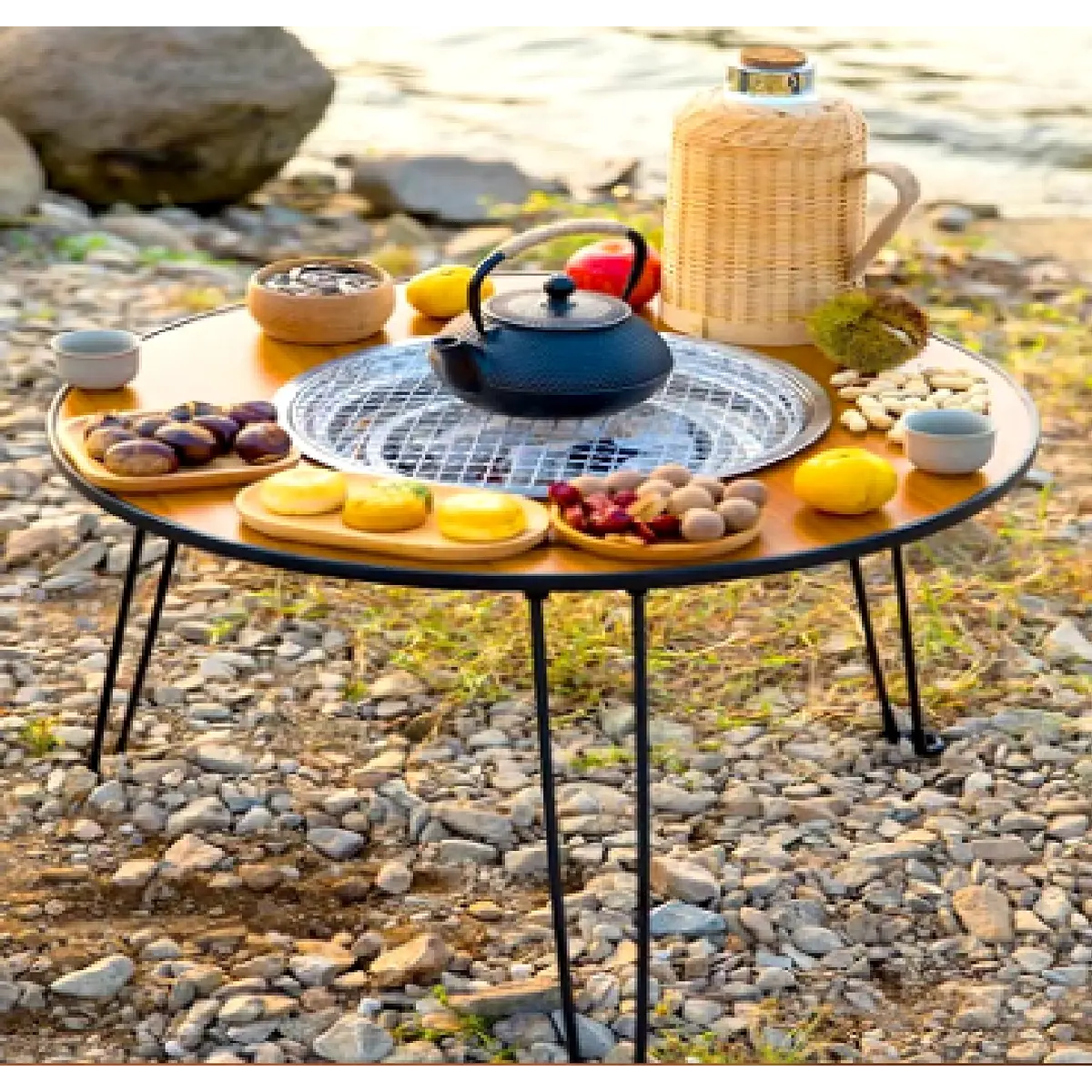 🌟 Mesa Redonda Plegable con Parrilla de Carbón – ¡La Comodidad y el Sabor en un Solo Producto!